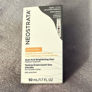 Dual acid brightening peel Radiance treatment